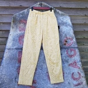 VtG 90s Pale Yellow Derby Country Lace Jeans